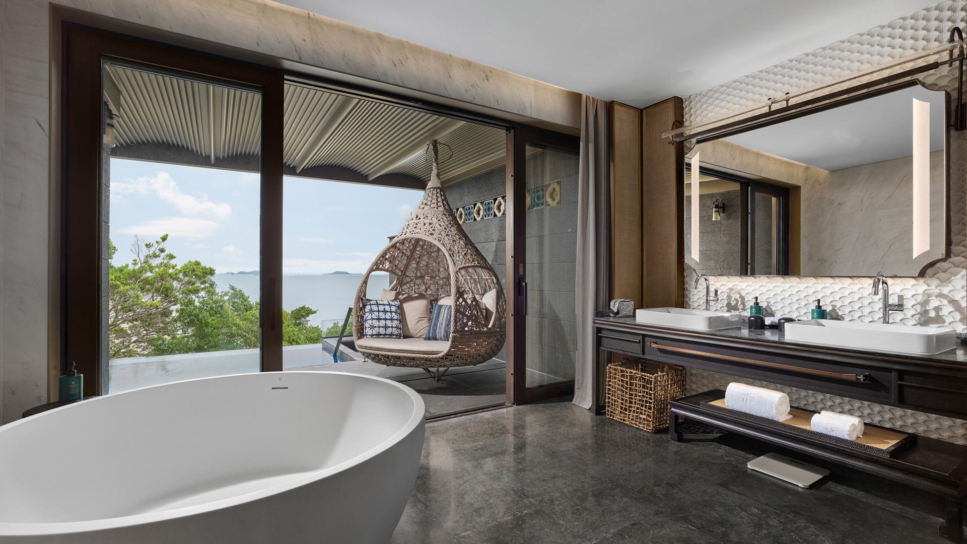 BT Zhuhai Ocean View Onsen Pool Suite - Twin Room